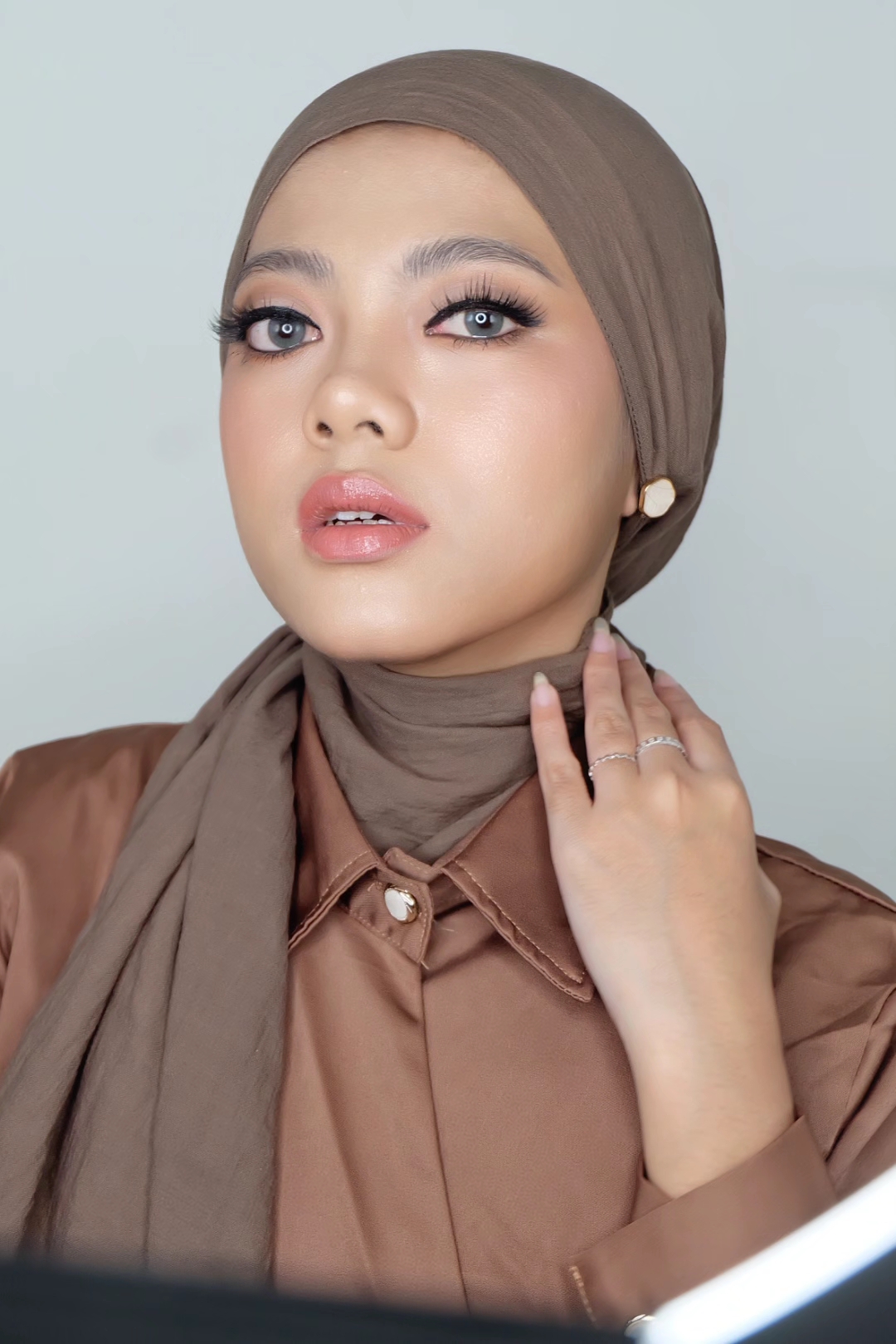 Nisa Aulia — Ernylim Makeup — Beauty