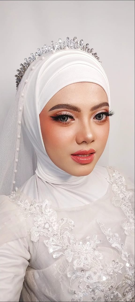 Nisa Aulia — makeupaliyahbasan — Beauty